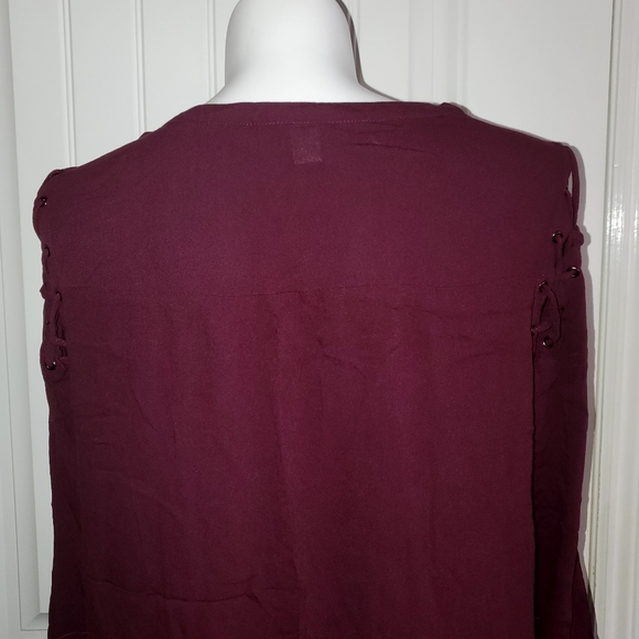 Top by Torrid - Picture 6 of 9